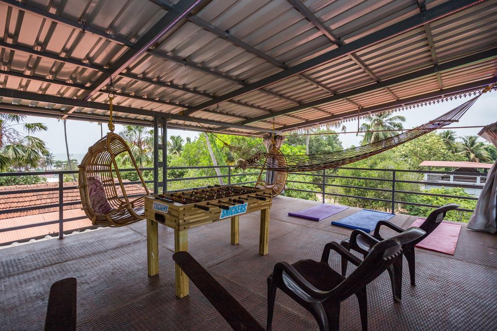 Thoms Beach Homestay アーラップーザ県 エクステリア 写真